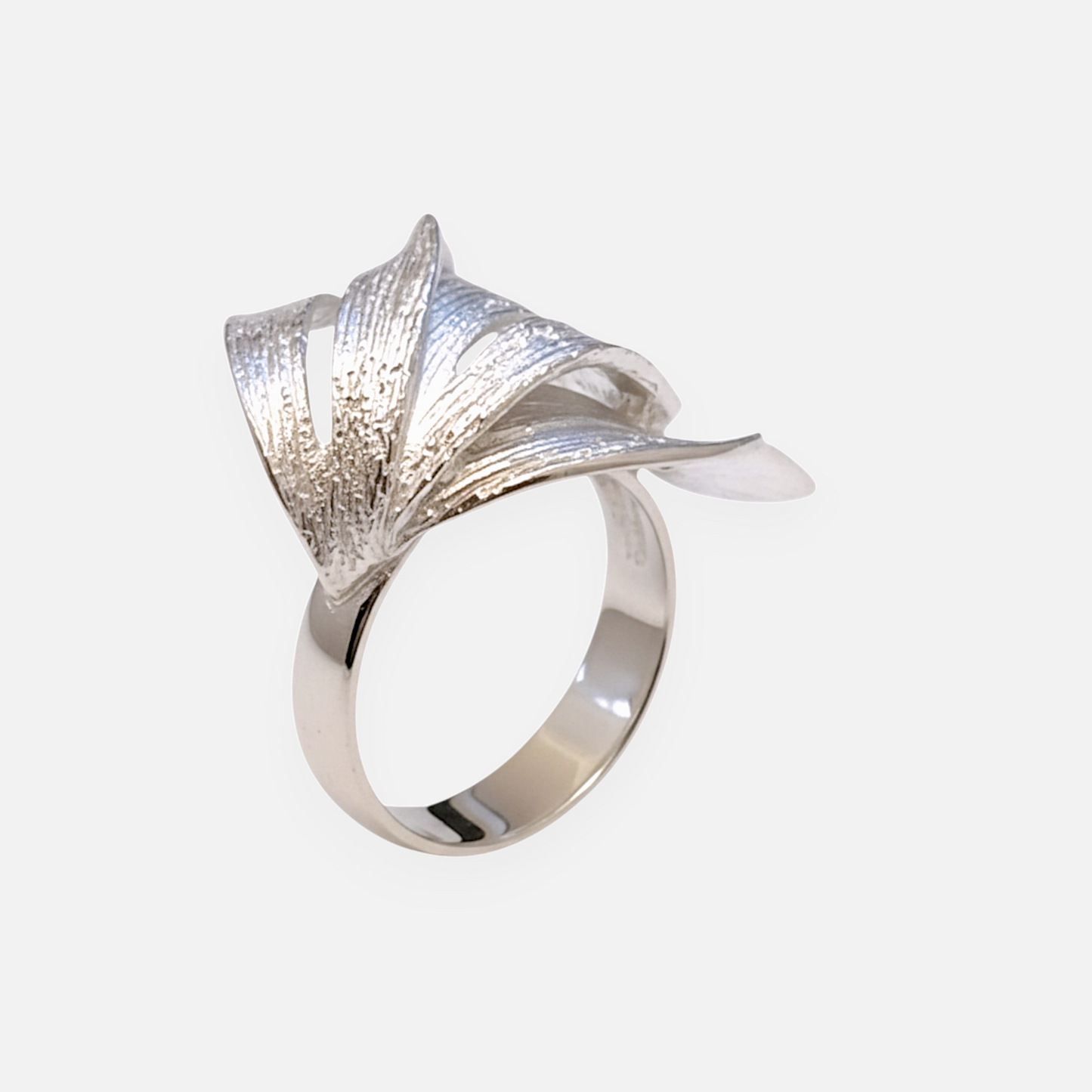 Éclat Leaf – Bague argent 925 rhodié feuilles ciselées