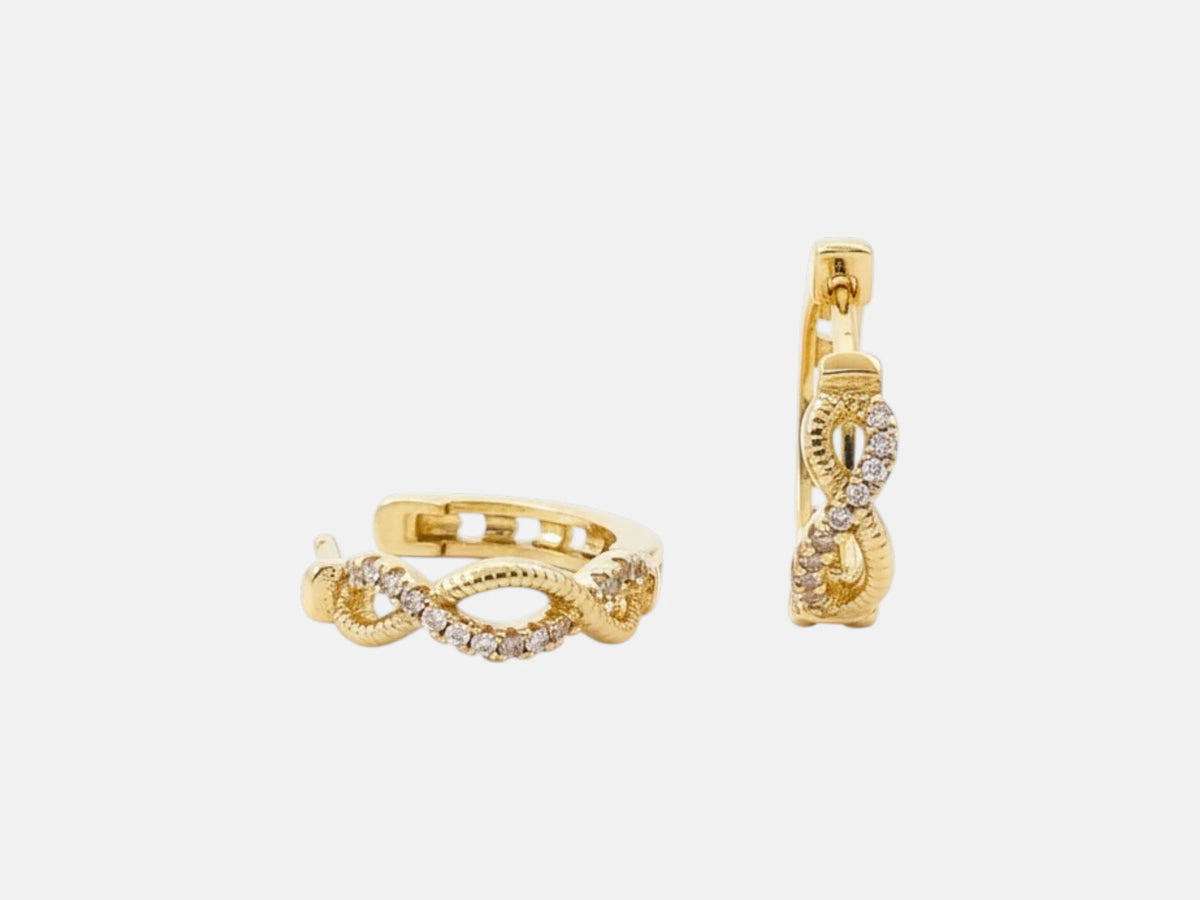 Aura Infinity – Créoles dorées zirconium motif infini