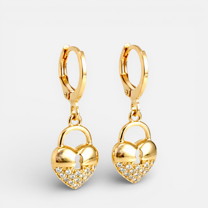 Mini Lock Heart – Boucles d’oreilles dorées enfant zirconium