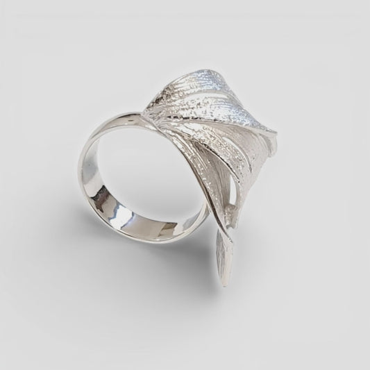 Éclat Leaf – Bague argent 925 rhodié feuilles ciselées